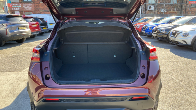 Nissan Juke 1.0 DiG-T 114 N-Connecta 5dr Petrol Hatchback